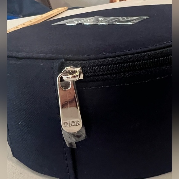 Brand New DIOR Vanity Pouch Makeup Zip Case Mirror Navy Travel NEW - Picture 5 of 11